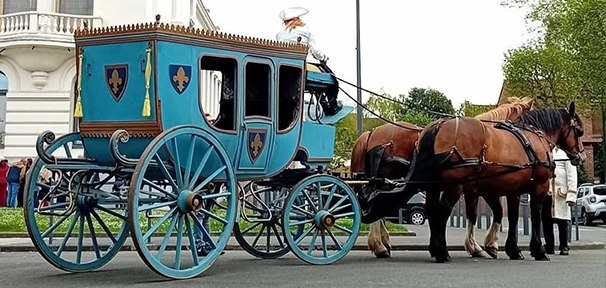 Le Carrosse Royal